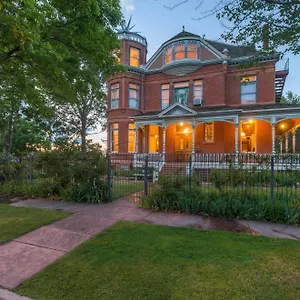 Lumber Baron Inn&gardens Denver